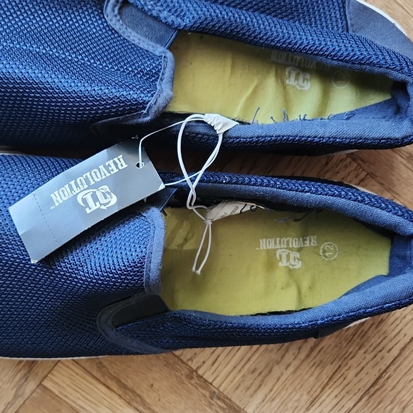 Revolution size 12 slip on shoes Men's - Picture 3 of 4